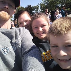 Meet your Posher, Cassy